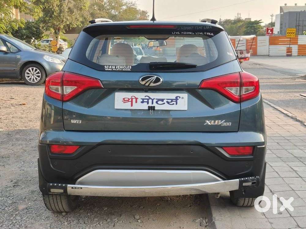 Mahindra Xuv300 W8, 2020, Petrol