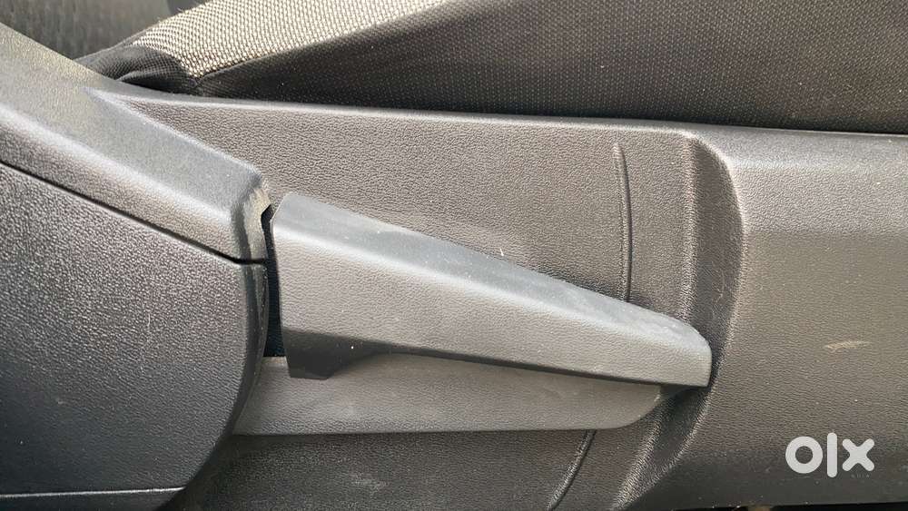 Nissan Magnite 1.0 Xv Turbo Cvt, 2022, Petrol