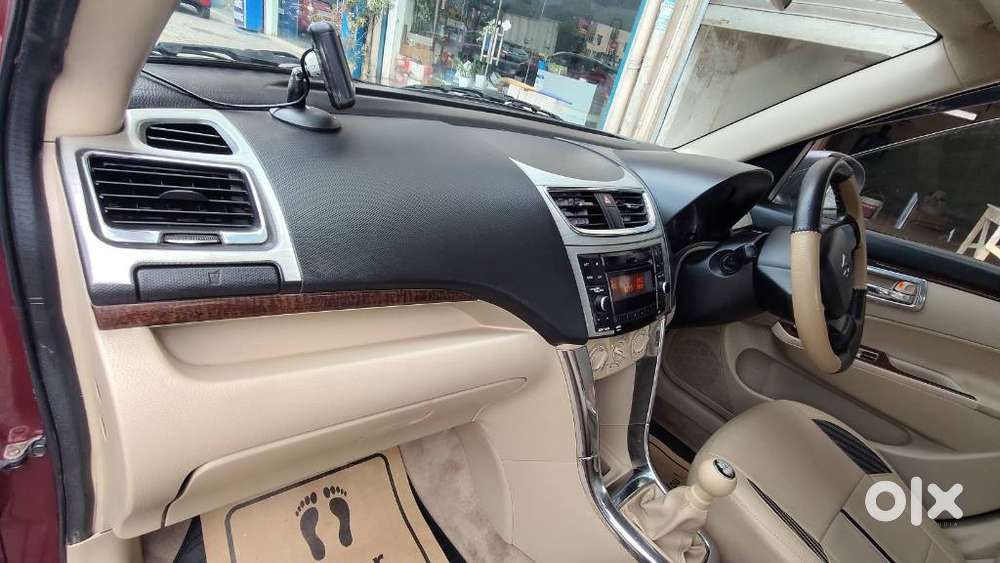 Maruti Suzuki Swift Dzire 1.2 Lxi Bsiv, 2015, Petrol