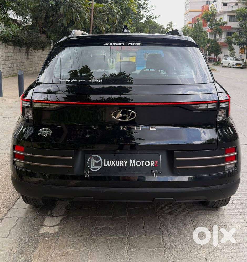 Hyundai Venue Sx 1.2 Mt Knight Edition, 2024, Petrol