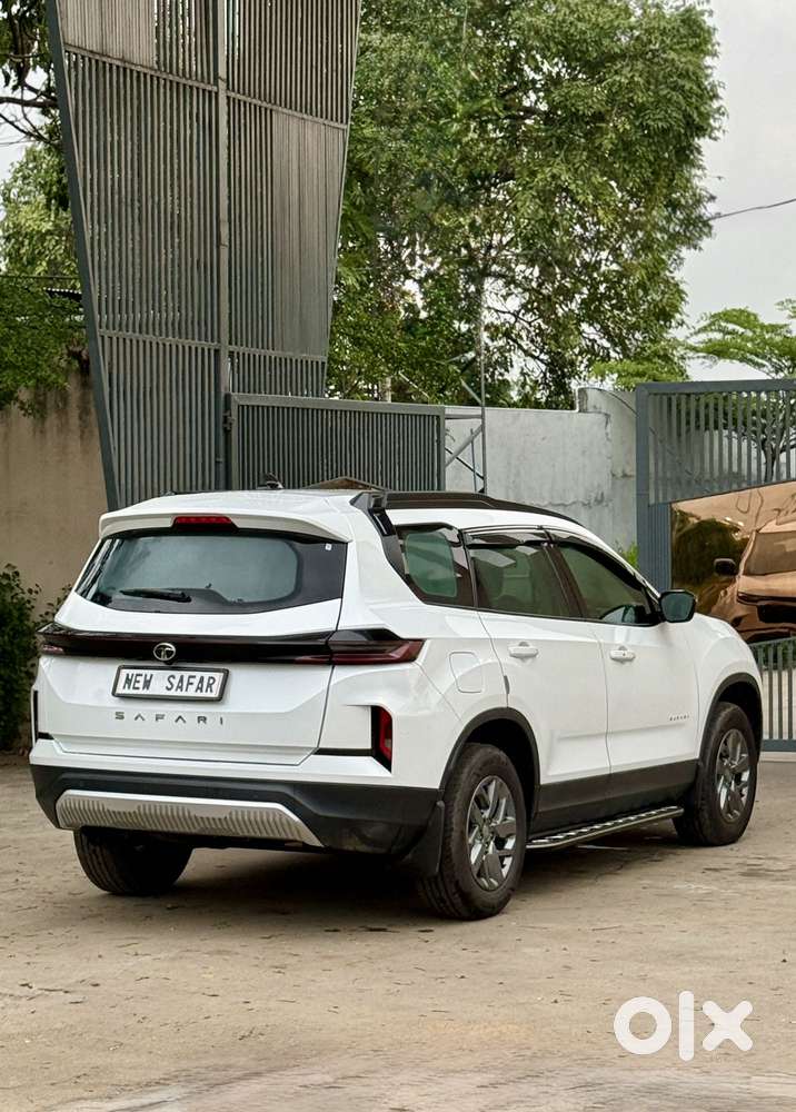 Tata Safari Pure Plus S, 2024, Diesel