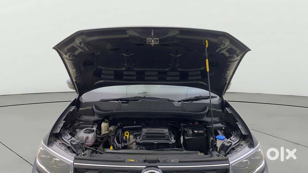 Volkswagen Taigun Topline 1.0 Tsi Mt (electric Seats), 2024, Petrol