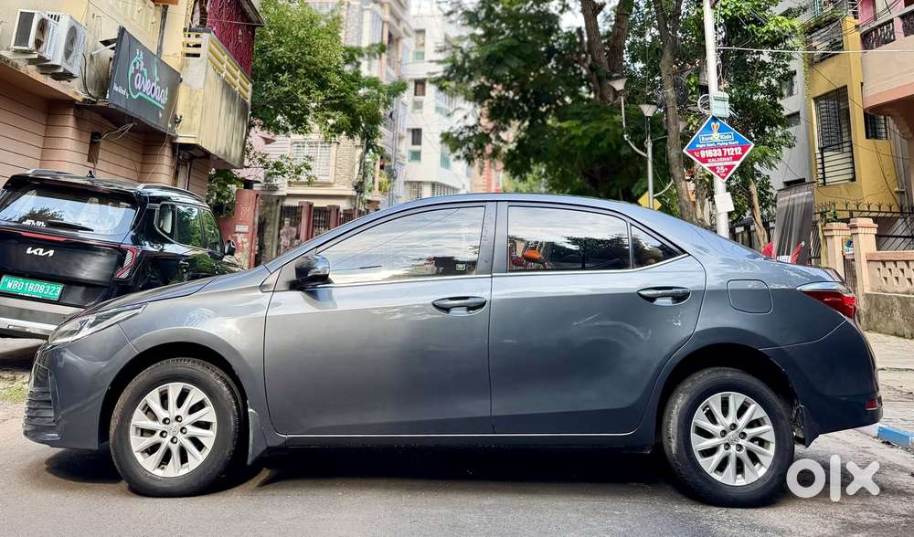 Toyota Corolla Altis 1.8 Gl, 2017, Petrol