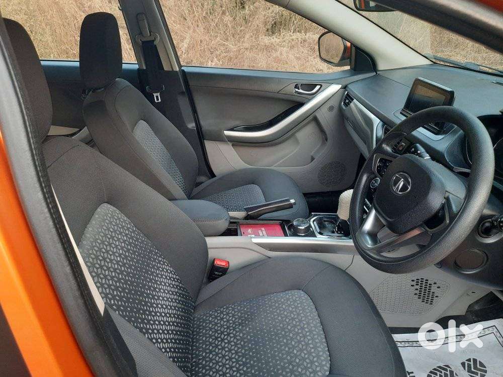 Tata Nexon 1.2 Revotron Xza Plus Dualtone, 2018, Petrol