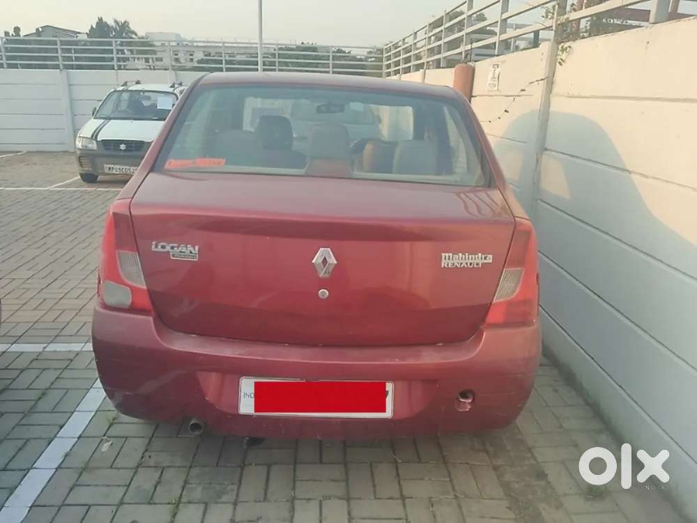 Mahindra Renault Logan, 2007, Petrol