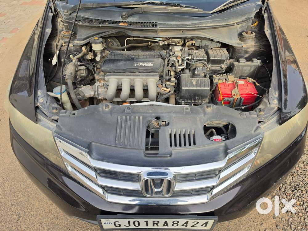 Honda City 2014-2015 V At, 2013, Petrol
