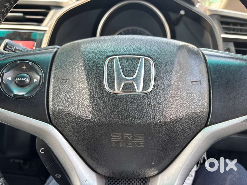 Honda Jazz Vx 2016 1st Owner Petrol