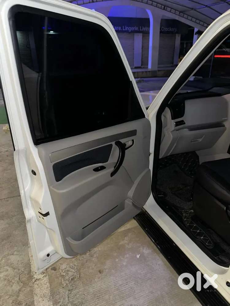 Scorpio S11 November 2020 Modal Showroom Condition 90k Running