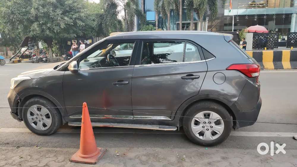 Hyundai Creta Diesel Well Maintained , Company Service 2019