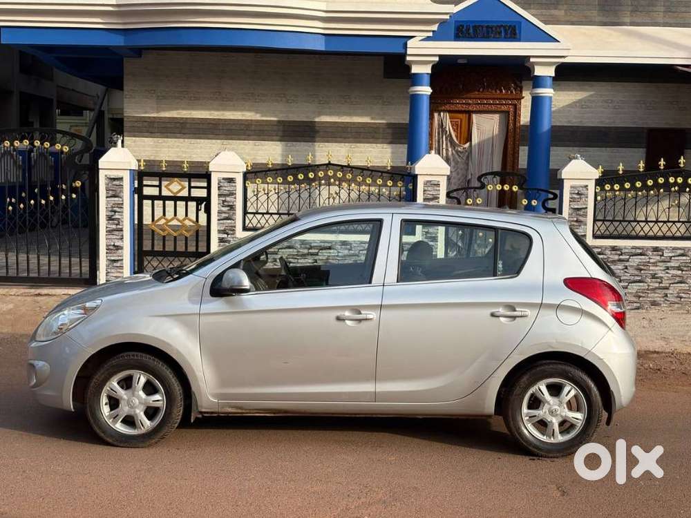 Hyundai I20 Asta Option Cvt, 2011, Petrol