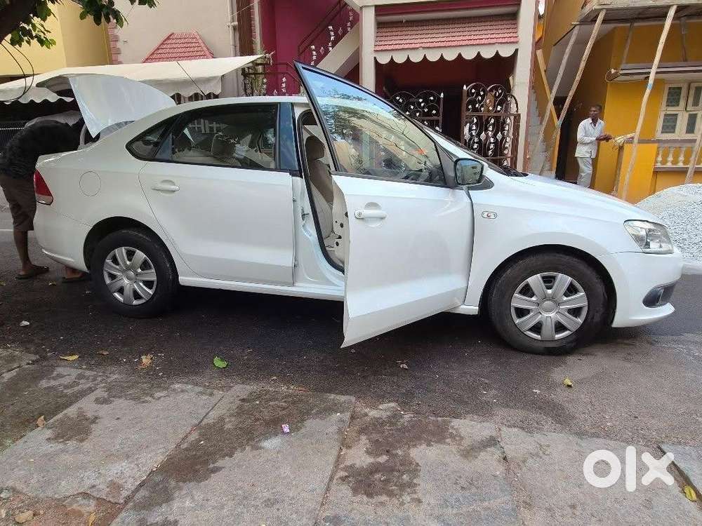 Volkswagen Vento 2011 Petrol 90000 Km Driven
