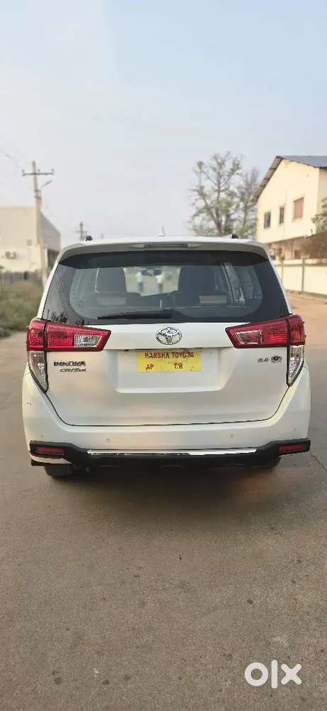 Toyota Innova Crysta 2022