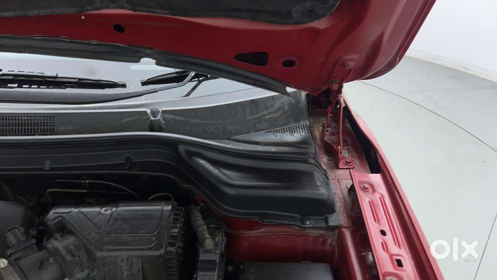 Mahindra Xuv300 W8 Option Diesel, 2022, Diesel
