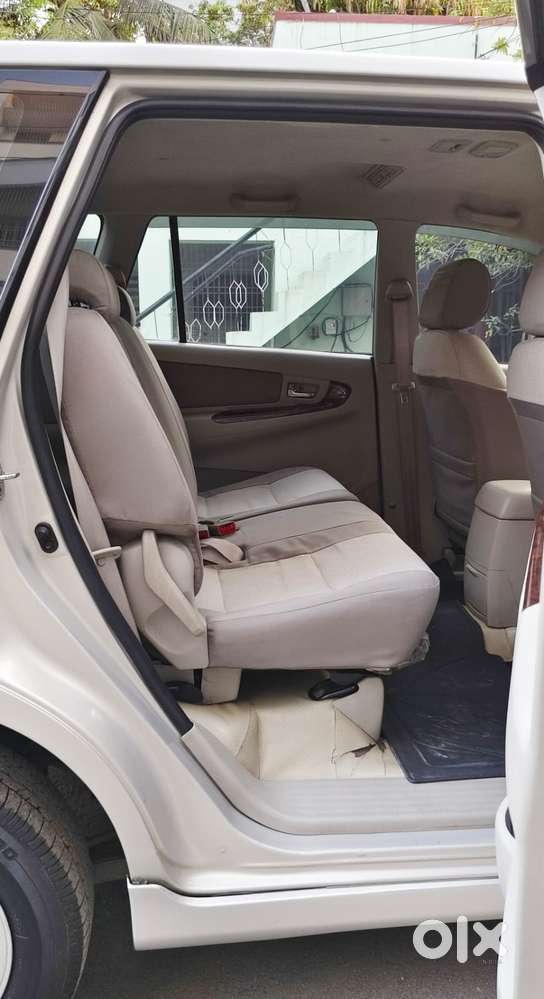 Toyota Innova 2.5 V 7 Str, 2014, Diesel