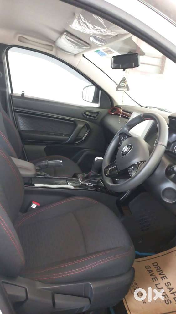 2022 Renault Kiger Rxz Amt Petrol – Top Variant  Only 5,875 Km Driven