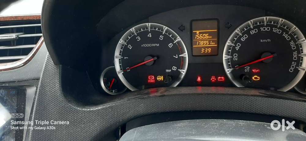 Maruti Suzuki Swift Dzire Vxi Optional, 2017, Petrol