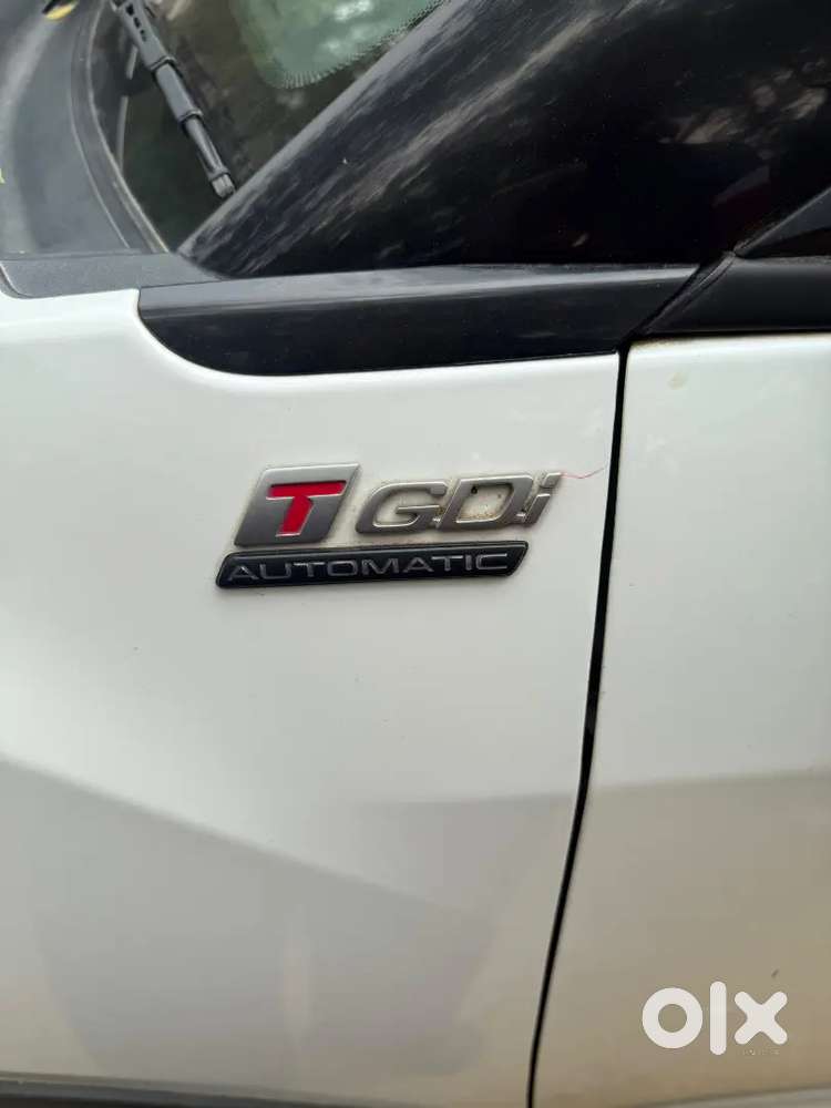Mahindra Xuv300 Ax7 At Petrol 2026