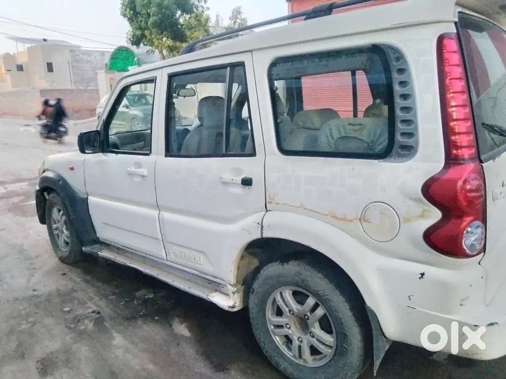Mahindra Scorpio 2011