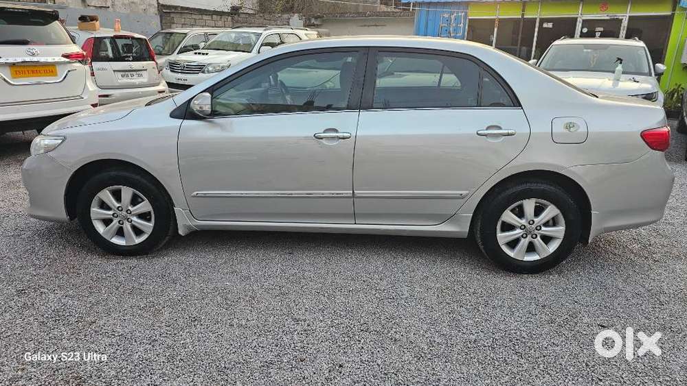 Toyota Corolla Altis 2010-2013 1.8 Js, 2010, Petrol