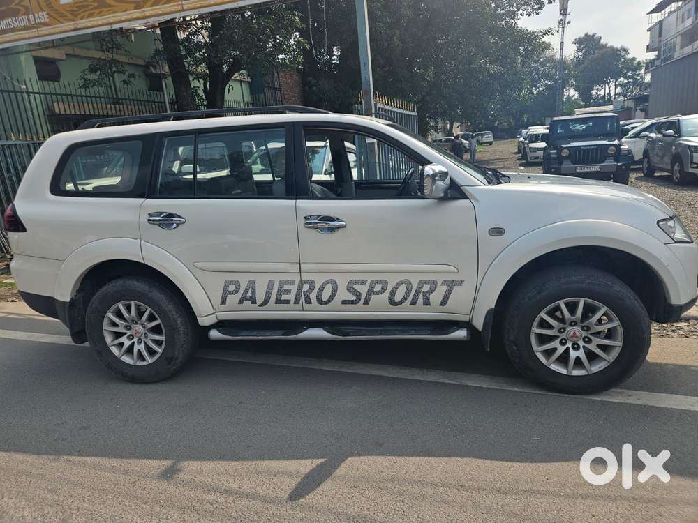 Mitsubishi Pajero Sport 2.5 Manual, 2012, Diesel