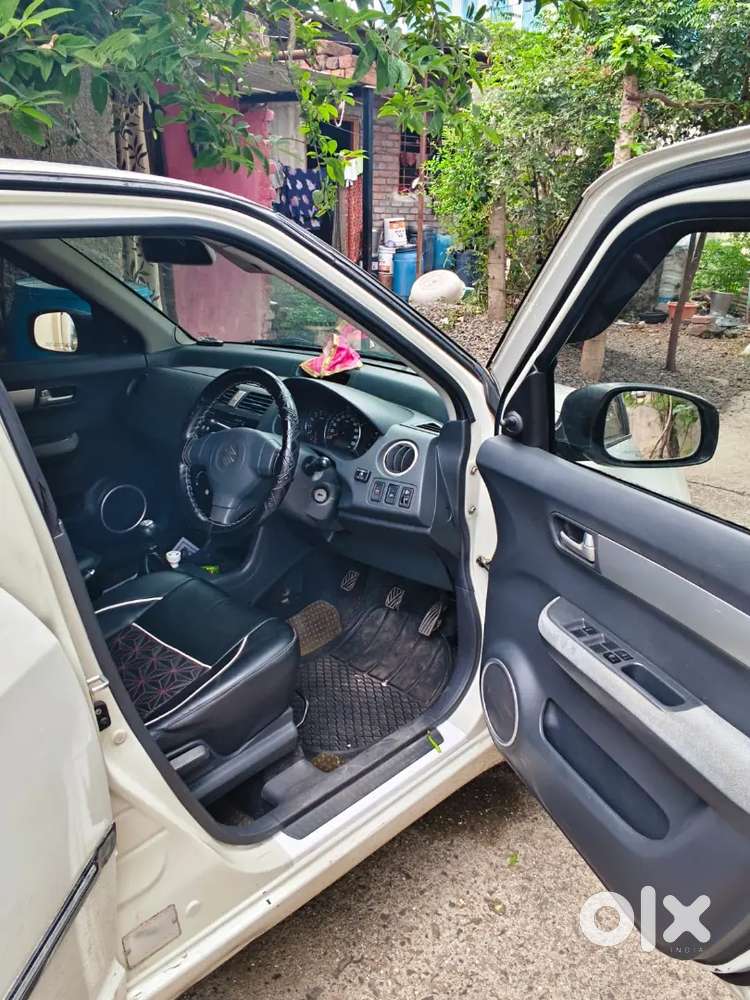 Maruti Suzuki Dzire 2010