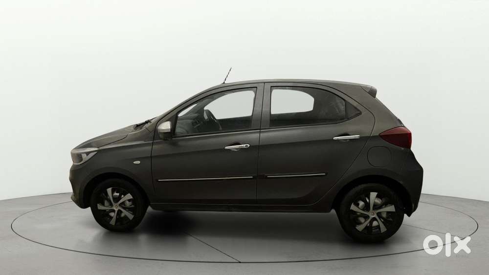 Tata Tiago Xe, 2020, Petrol
