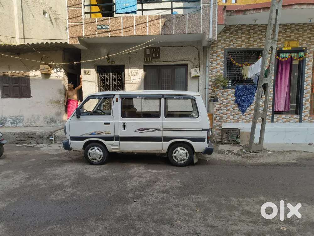 Maruti Suzuki Omni 2013