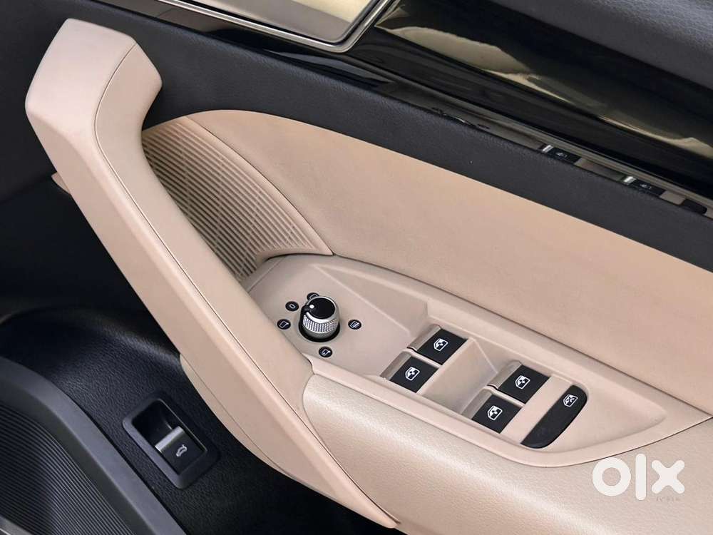 Audi Q5 Technology 45 Tfsi, 2023, Petrol