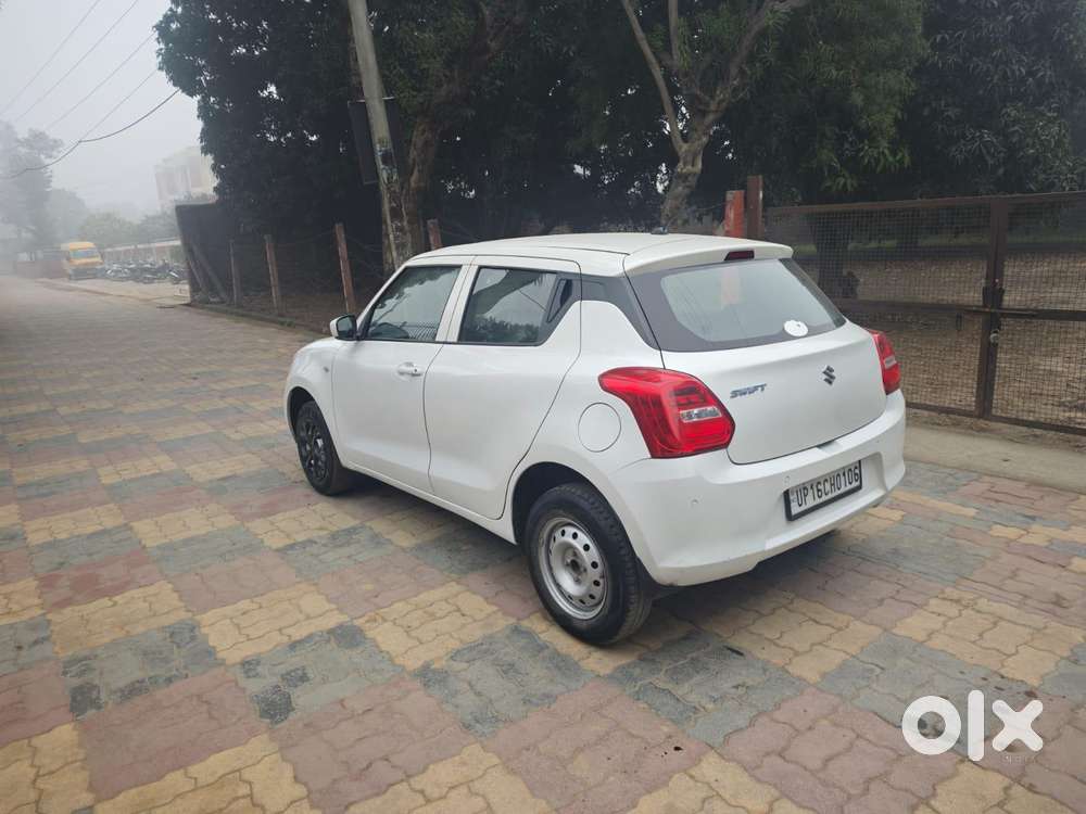 Maruti Suzuki Swift Lxi Optional-o, 2019, Petrol
