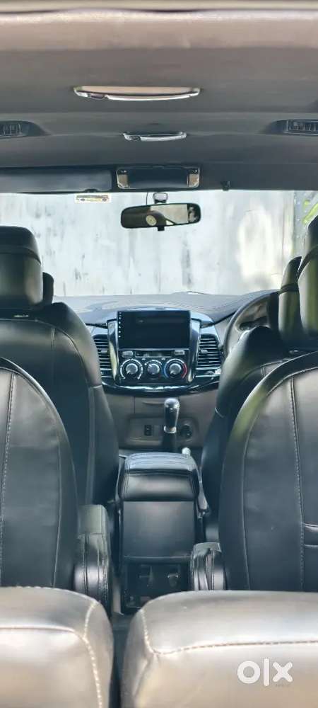 Toyota Innova 2005 Diesel Manual Car