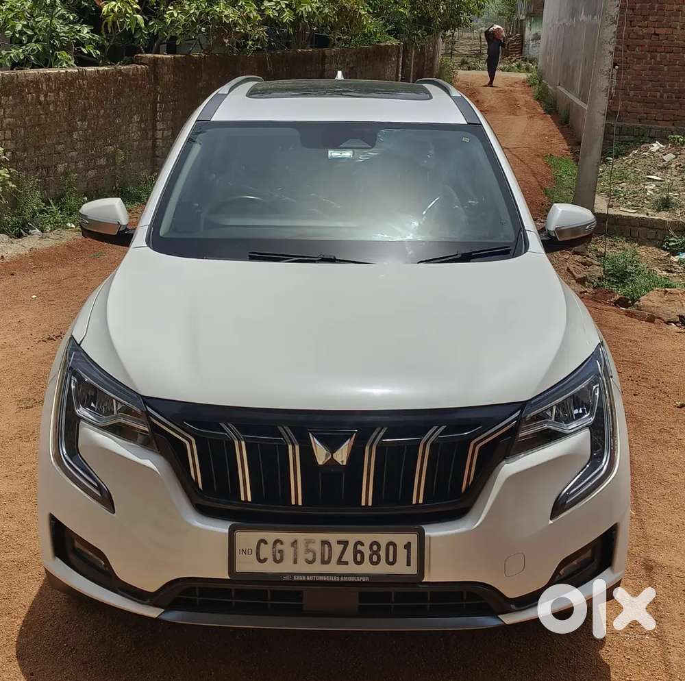 Mahindra Xuv700 Ax7l Awd  Well Maintained