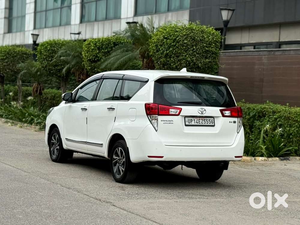 Toyota Innova Crysta [2020-ongoing] 2.4 Gx 7 Str, 2022, Diesel