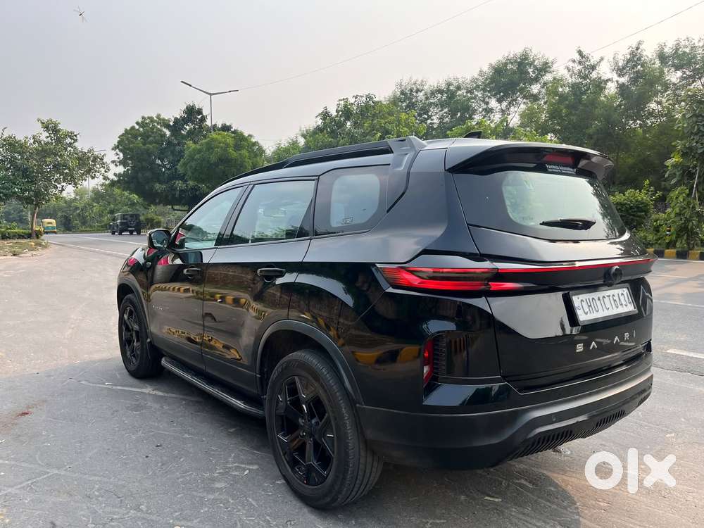 Tata Safari Accomplished Plus Dark Edition At, 2024, Diesel