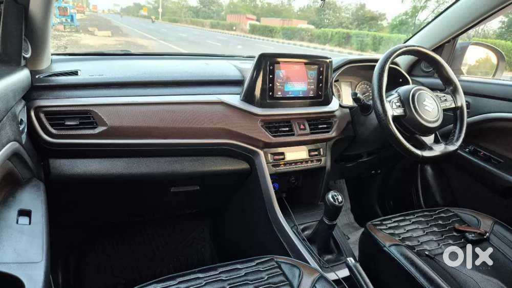 Maruti Suzuki Brezza 1.5 Zxi Smart Hybrid Dual Tone, 2023, Petrol