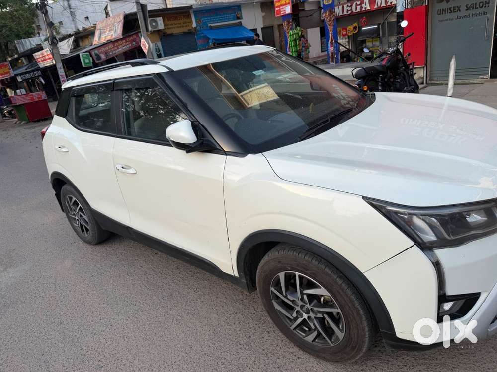 Mahindra Xuv300 2022 Diesel Well Maintained