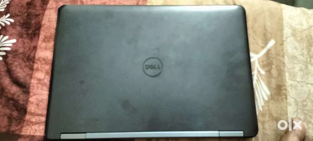 Latitude E5440