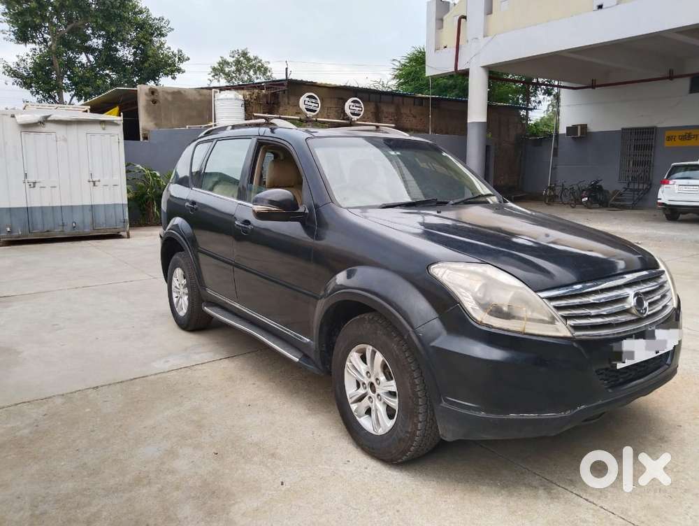 Mahindra Rexton, 2015, Diesel