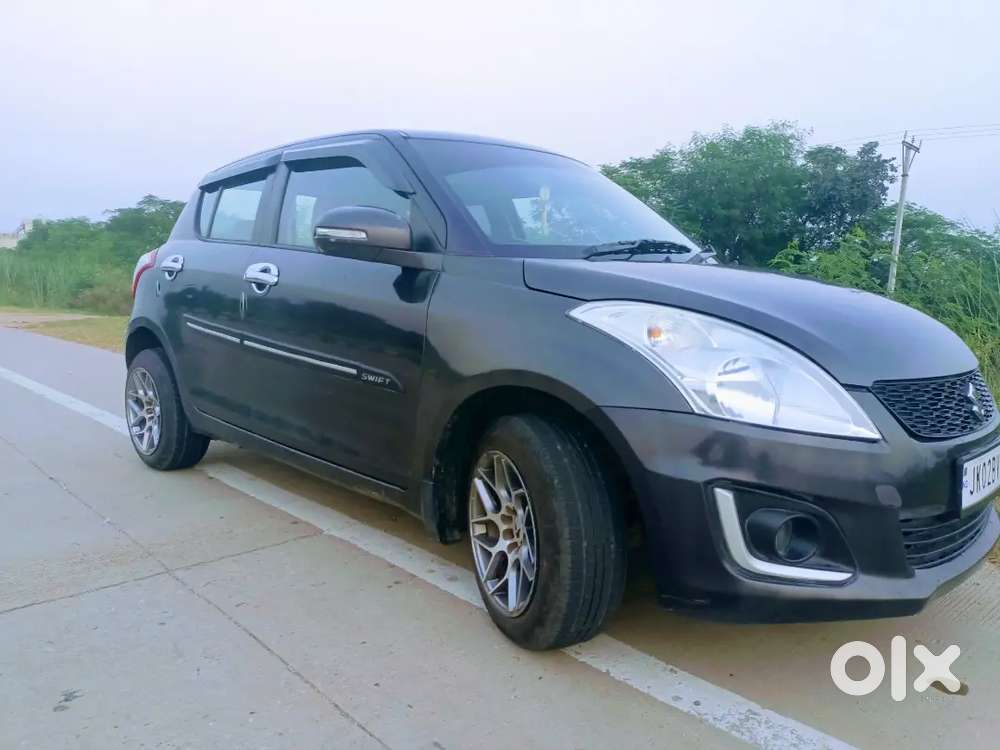 Maruti Suzuki Swift Vxi Petrol