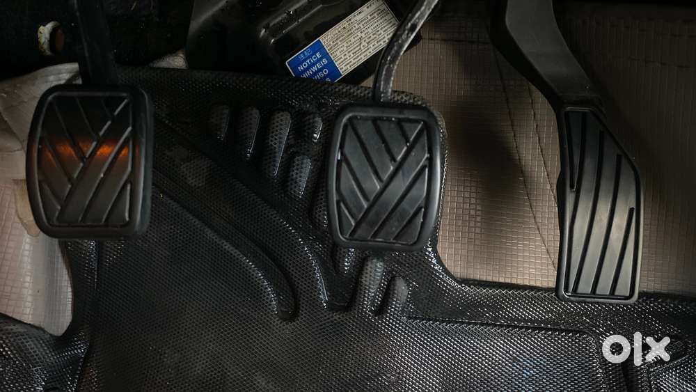 Maruti Suzuki Vitara Brezza Zdi Plus Dual Tone, 2017, Diesel