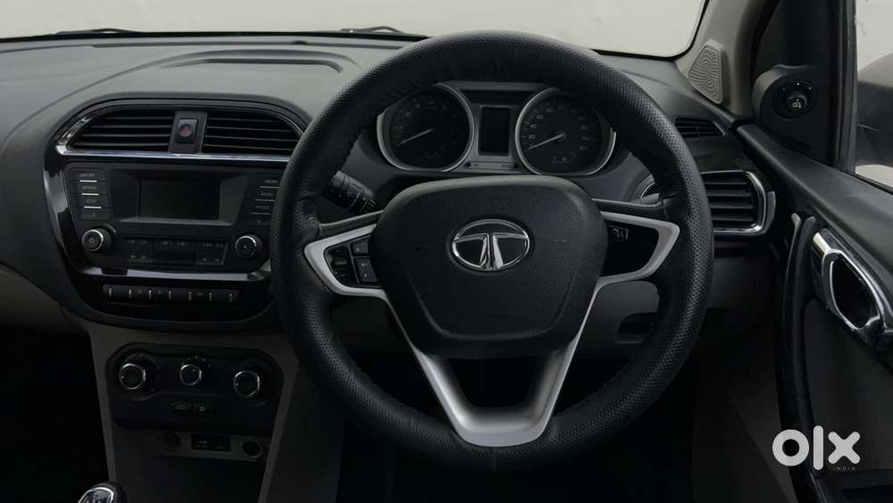Tata Tiago Xz, 2016, Petrol