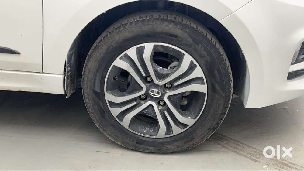 Tata Tiago Xza, 2021, Petrol