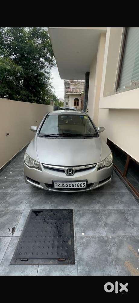 Honda Hybrid Car 2009