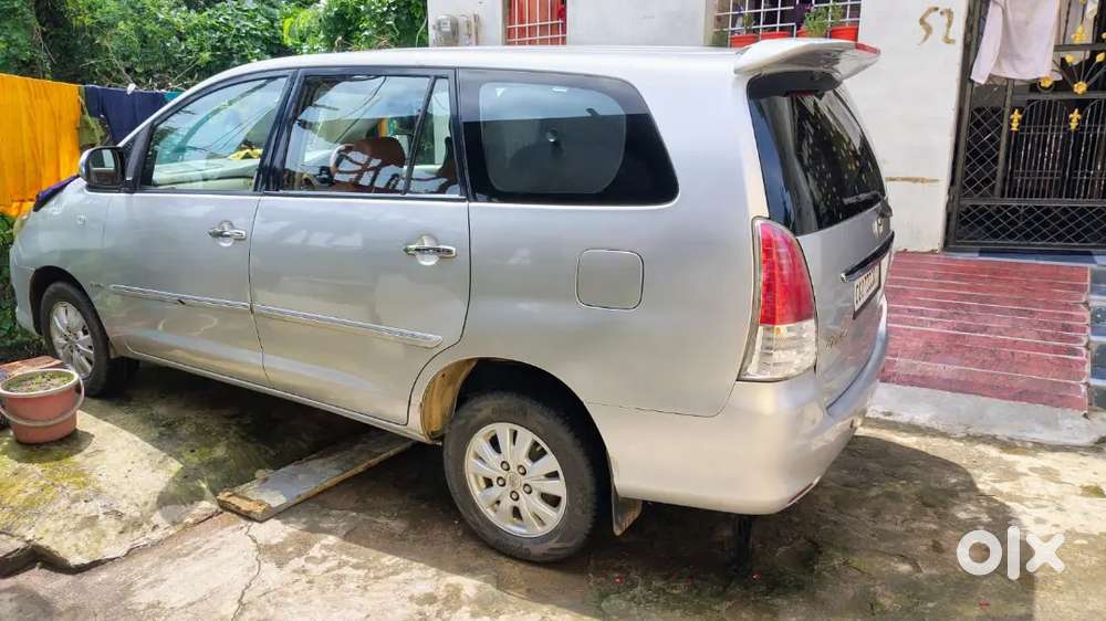 Toyota Innova G2 2010 Diesel