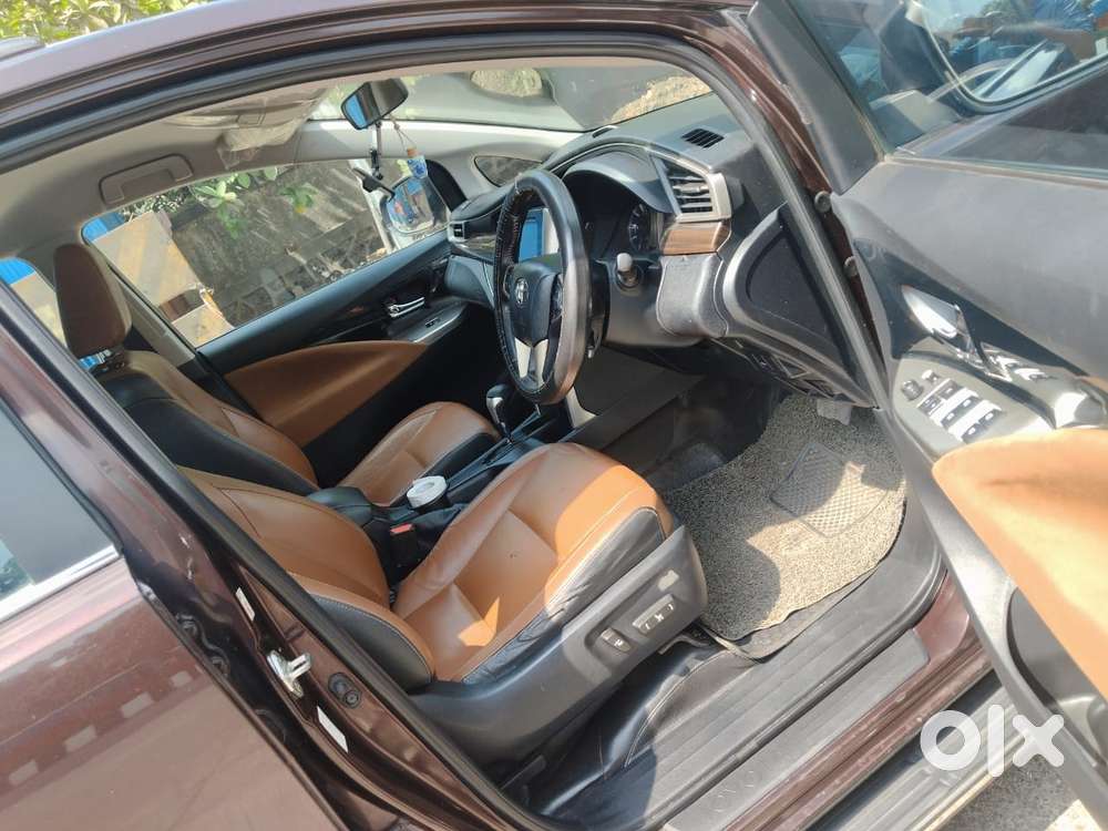 Toyota Innova Crysta 2.8 Zx At 7 Seater, 2017, Diesel