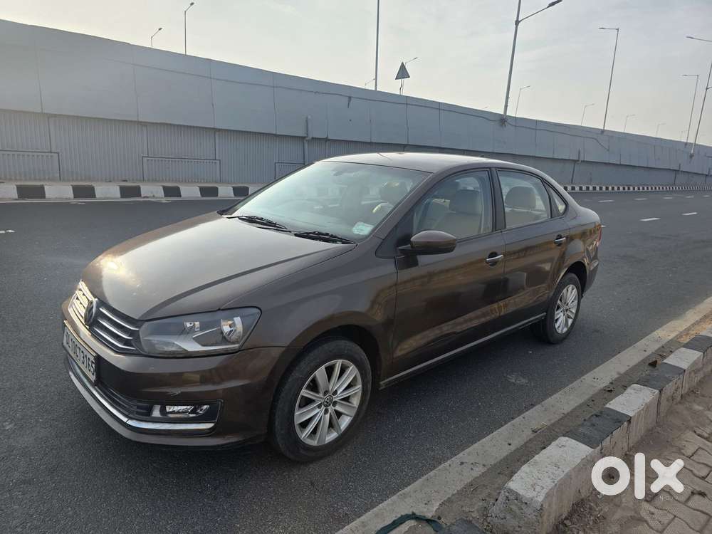 Volkswagen Vento 1.2 Tsi Highline Plus At, 2016, Petrol