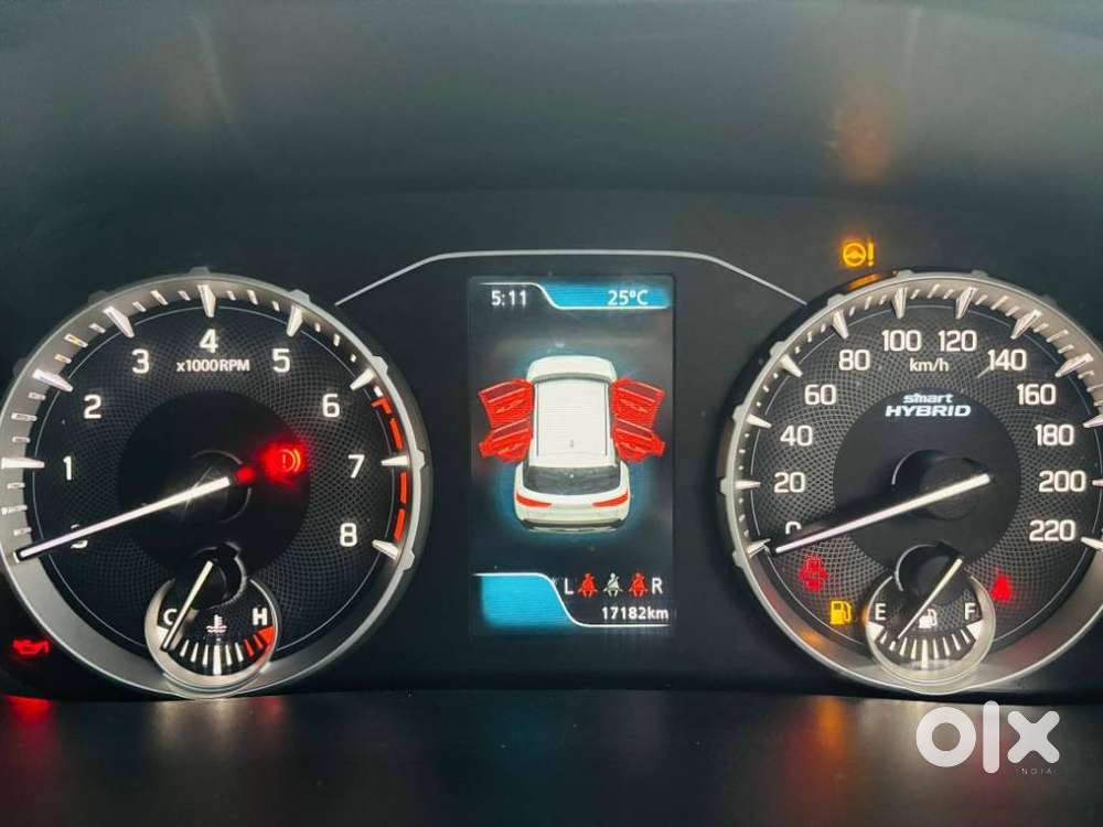 Maruti Suzuki Brezza 1.5 Zxi Smart Hybrid, 2024, Petrol