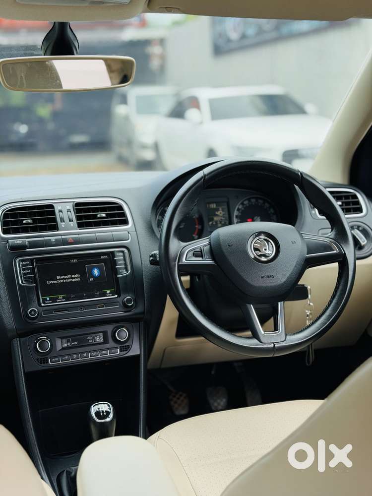 Skoda Rapid Elegance 1.6 Mpfi Mt, 2018, Petrol