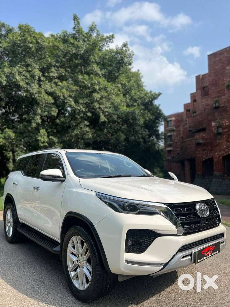 Toyota Fortuner 4x2 At 2.7 Petrol, 2024, Petrol