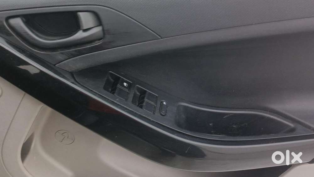 Tata Nexon 1.2 Revotron Xm, 2018, Petrol