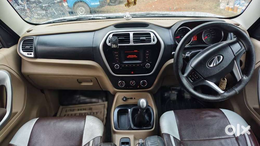 Mahindra Tuv 300 T8, 2015, Diesel